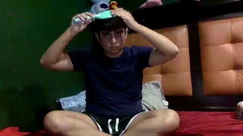 Thiago online show from September 29, 2025, 1:33 am