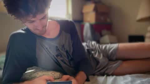 Stepbro online show from June 5, 2026, 1:06 pm