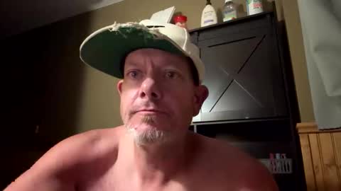 Snapshot of upallnight48 chatting on June 8, 2026, 7:53 am upallnight48 online show from June 8, 2026, 7:53 am