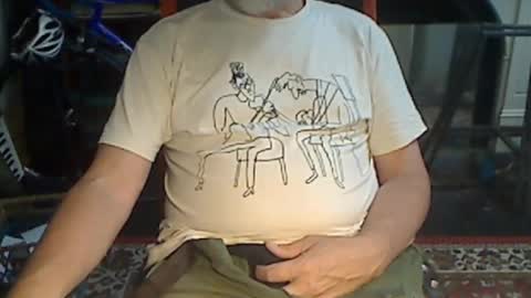 Snapshot of updownunder chatting on March 4, 2026, 5:02 am Freddie online show from March 4, 2026, 5:02 am