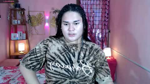 Snapshot of ur_baby_rebbecca chatting on October 20, 2025, 1:00 pm SINGLE online show from October 20, 2025, 1:00 pm