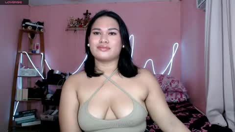 Snapshot of ur_baby_rebbecca chatting on June 7, 2026, 11:25 am SINGLE online show from June 7, 2026, 11:25 am