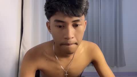 ur_fuckerbttm online show from November 15, 2025, 9:28 am