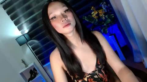 Saina Gonzales online show from September 20, 2025, 8:04 am