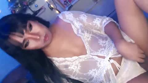 Snapshot of ur_hot_tommiexx chatting on December 20, 2024, 4:14 pm jennie online show from December 20, 2024, 4:14 pm