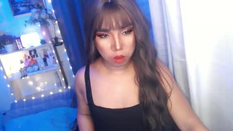 Snapshot of ur_hot_tommiexx chatting on January 24, 2025, 11:04 am jennie online show from January 24, 2025, 11:04 am