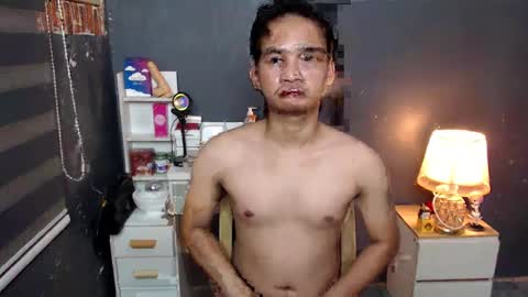 Snapshot of ur_joshuahotnotch chatting on December 3, 2024, 10:50 am ur_joshuahotnotch online show from December 3, 2024, 10:50 am