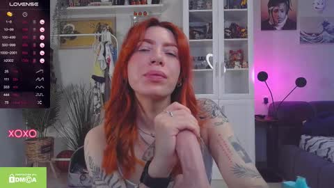 Olivia Kaufman online show from October 31, 2025, 8:26 am