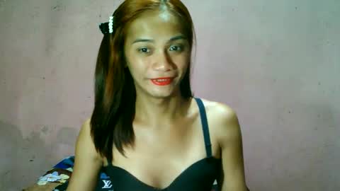 ur_sexybabe_ehra online show from June 6, 2026, 12:16 am