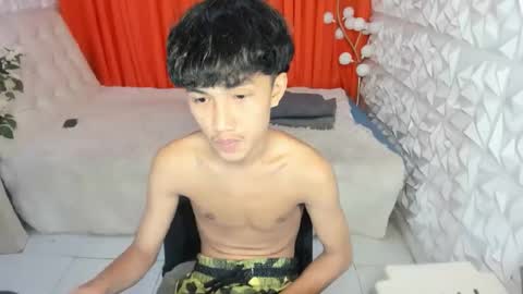 Snapshot of ur_timmy chatting on April 7, 2026, 4:51 pm ur_timmy online show from April 7, 2026, 4:51 pm