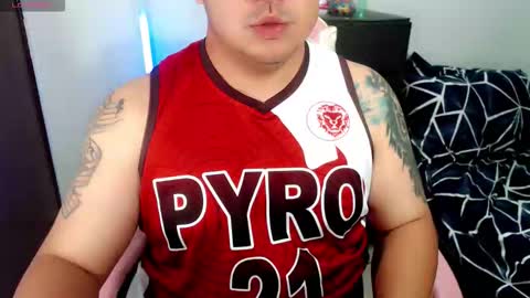 Mike online show from November 8, 2025, 8:40 pm