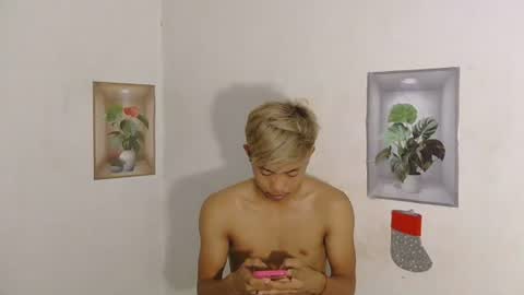 urasian_jomarie online show from March 18, 2026, 10:24 pm