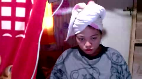 urasian_joy online show from April 9, 2026, 8:20 am