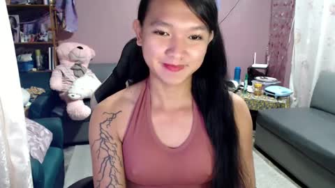 NEWRA  ALLISON online show from March 3, 2025, 4:03 am