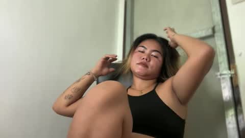 Snapshot of urasianblairexxx chatting on May 19, 2026, 5:14 am urasianblairexxx online show from May 19, 2026, 5:14 am