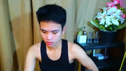 Snapshot of urasiancumboix2 chatting on October 22, 2025, 2:34 am urasiancumboix2 online show from October 22, 2025, 2:34 am