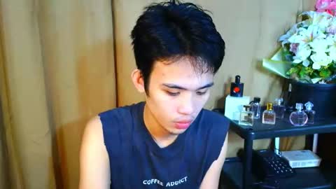 urasiancumboix2 online show from November 22, 2025, 11:37 pm