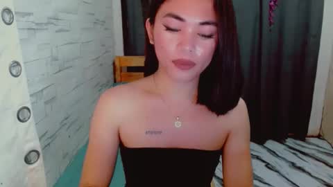 Snapshot of urasiangirl01 chatting on February 6, 2026, 5:12 am yesha online show from February 6, 2026, 5:12 am