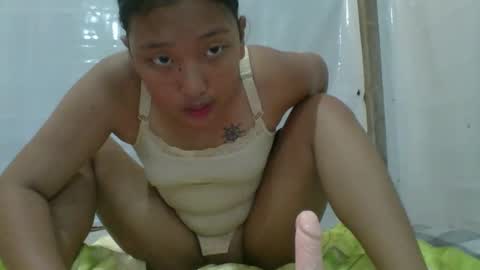 urasiangurl18 online show from March 12, 2026, 1:23 am