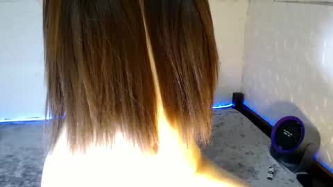 QUEEN ANGEL online show from January 8, 2025, 1:53 am