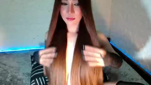 QUEEN ANGEL online show from January 10, 2025, 7:11 pm