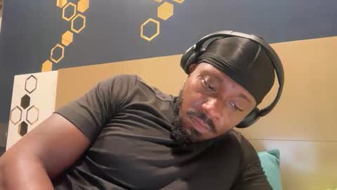 urbandick5 online show from March 14, 2026, 11:54 pm