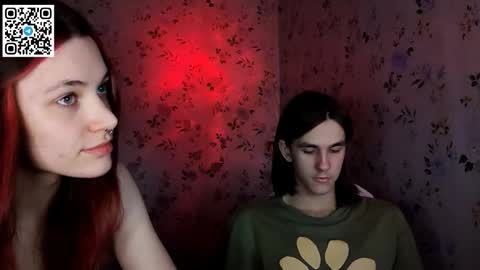 Lisa and Vlad online show from December 4, 2025, 10:51 pm