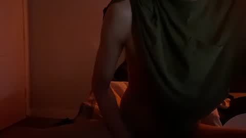 Snapshot of urbanparis chatting on October 7, 2025, 10:12 am Urban Pvris online show from October 7, 2025, 10:12 am