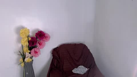 Miles online show from November 25, 2025, 9:20 am