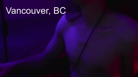 urboytoy_512 online show from December 3, 2025, 8:40 pm