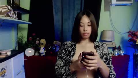 Snapshot of urcrushnextdoor_ chatting on December 25, 2024, 9:56 am urcrushnextdoor_ online show from December 25, 2024, 9:56 am
