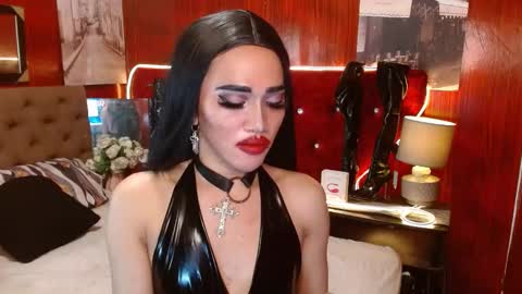 KENDALL online show from December 9, 2024, 4:26 pm