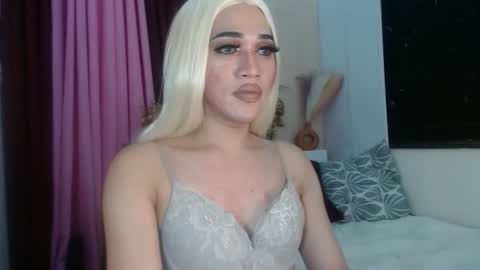 Snapshot of urcumgirlasiants chatting on April 12, 2026, 3:17 pm KENDALL online show from April 12, 2026, 3:17 pm