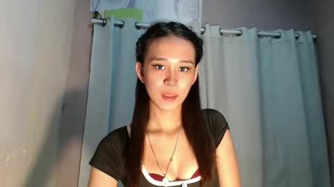Snapshot of urdreamgirl_stephanie chatting on June 10, 2026, 10:14 am stephanie online show from June 10, 2026, 10:14 am