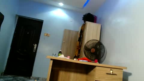 urflirtydoll online show from June 10, 2026, 8:46 am