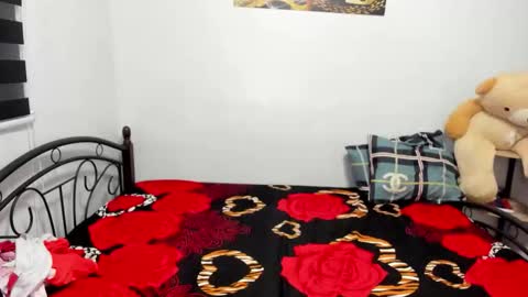 urfucker_vinz online show from March 8, 2026, 1:15 pm