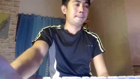 Snapshot of urfucking_nin15 chatting on February 13, 2026, 12:12 pm urfucking_nin15 online show from February 13, 2026, 12:12 pm