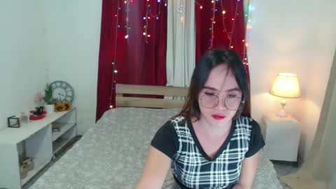 ANNIKA online show from March 6, 2025, 5:46 am