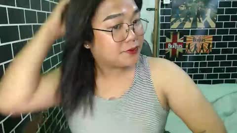 Snapshot of urgirl_dimple chatting on October 13, 2025, 12:38 pm Dimple online show from October 13, 2025, 12:38 pm