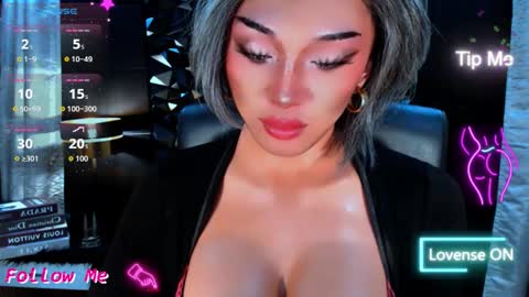 My bella 3 online show from September 18, 2025, 9:00 am