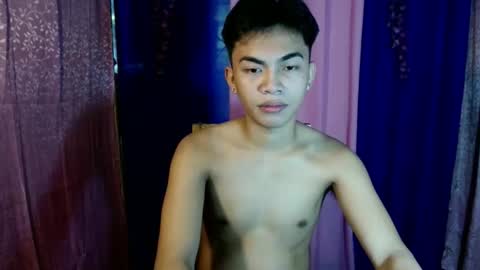 urguy_marco online show from October 3, 2025, 2:41 am