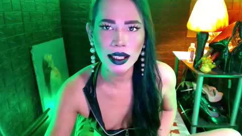 queen norelle online show from June 4, 2026, 6:47 pm