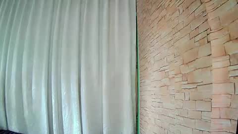 urhotdexie69 online show from January 14, 2026, 7:03 am