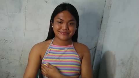 urhottie_bella online show from February 14, 2026, 7:43 pm