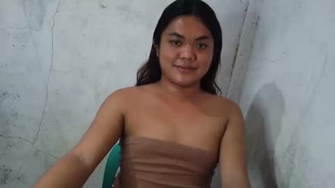 urhottie_bella online show from March 16, 2026, 7:45 am