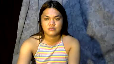 urhottie_bella online show from June 5, 2026, 7:19 pm