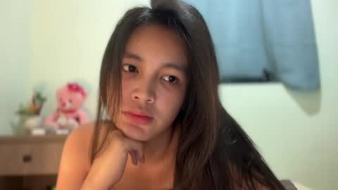 Snapshot of urkatiecookie chatting on May 28, 2026, 2:09 am Amira online show from May 28, 2026, 2:09 am