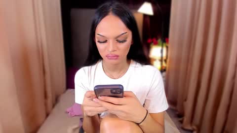 jhaii online show from February 19, 2025, 2:23 pm