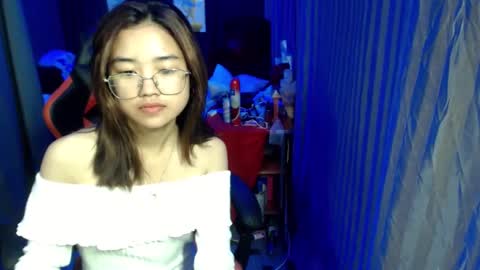 urlovelychinita online show from January 10, 2025, 10:04 pm
