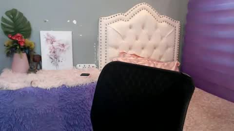 Snapshot of urlovelypinayxxx chatting on June 9, 2026, 1:06 am MIYA online show from June 9, 2026, 1:06 am